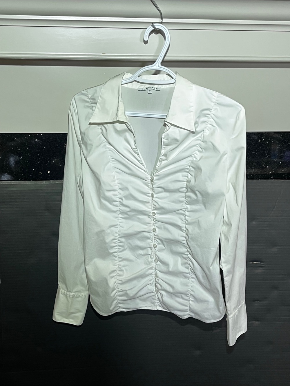 Women's White Shirred Button-Front Cotton Shirt